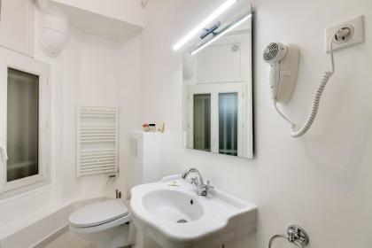 Sweet Inn - Saint Germain des Prés - image 29