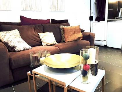 Le studio Grenelle