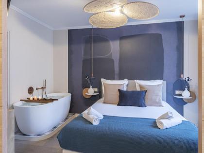 The Blue Suite on Champs Elysées Avenue