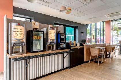 B&B HOTEL Paris Ivry Quai de Seine - image 6
