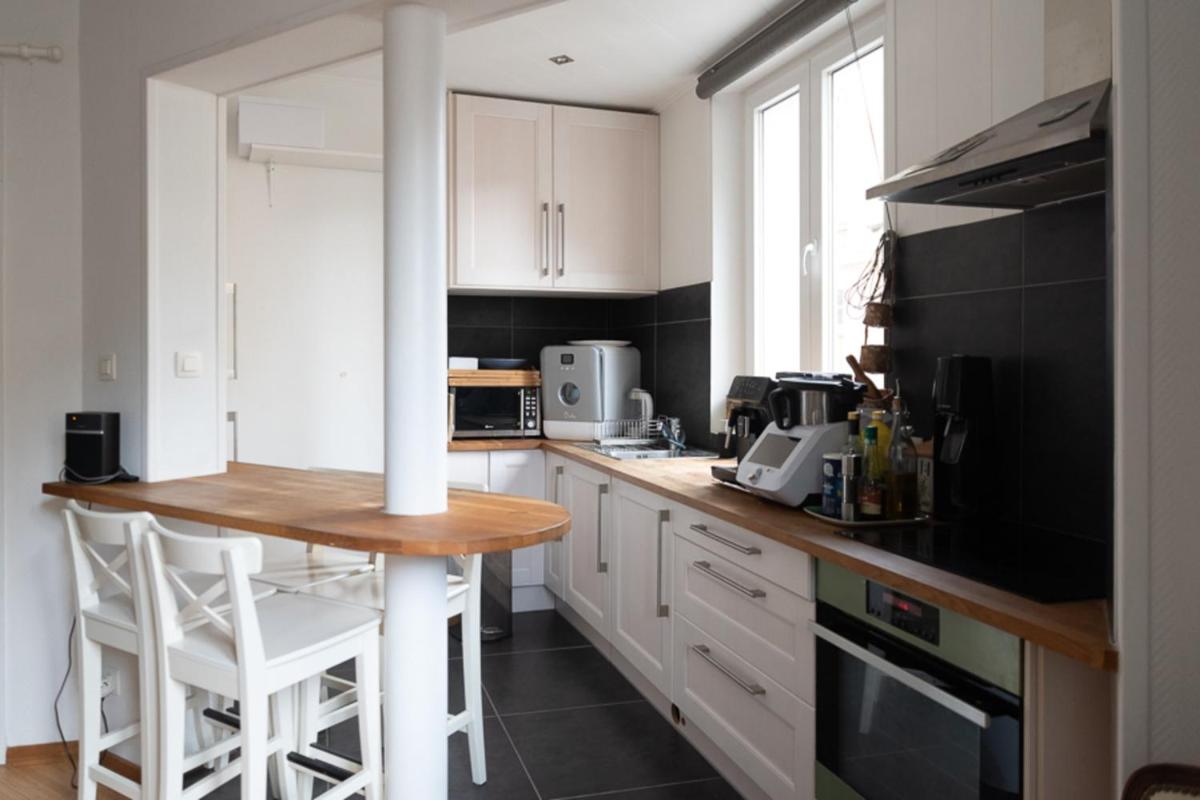 Bright and cozy apt in the heart of Belleville - image 3