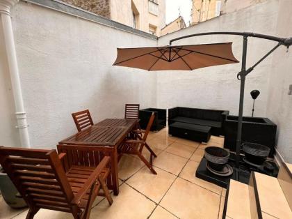 Studio Balcon Champs-Élysées - HALA PARIS - image 10