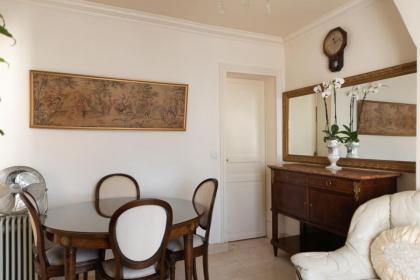 Elegant apt for 2 near the Montparnasse tower - image 2