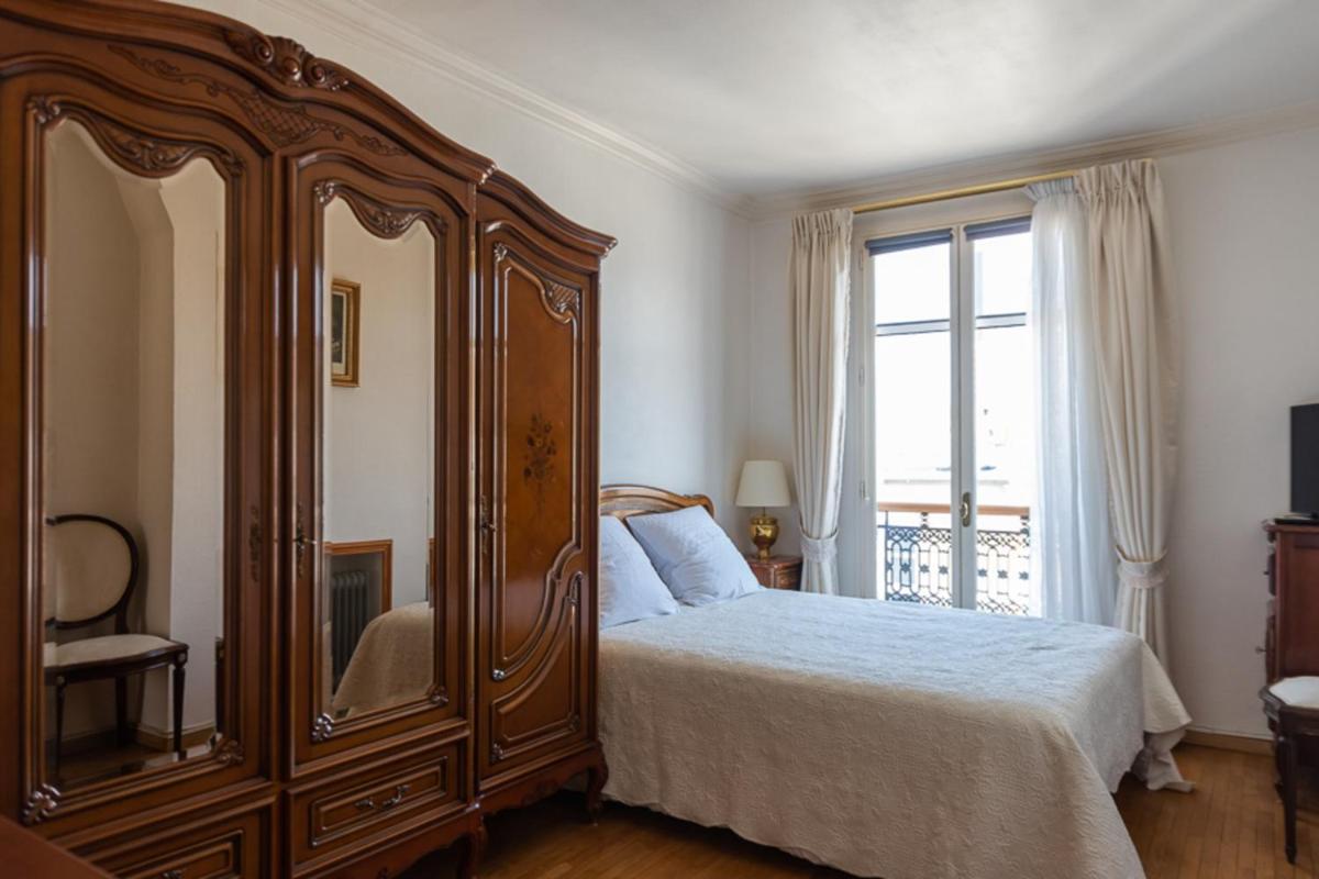 Elegant apt for 2 near the Montparnasse tower - image 5