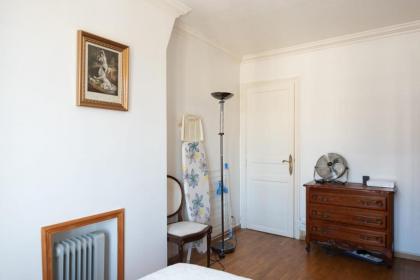 Elegant apt for 2 near the Montparnasse tower - image 8