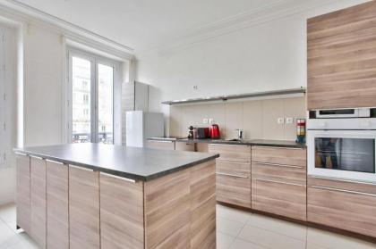 Appartement Quartier Le Marais 2 - image 11