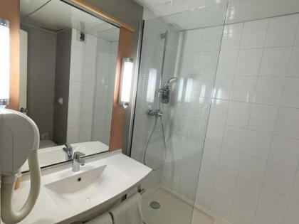 B&B HOTEL Orly Rungis Aeroport 3 etoiles - image 5