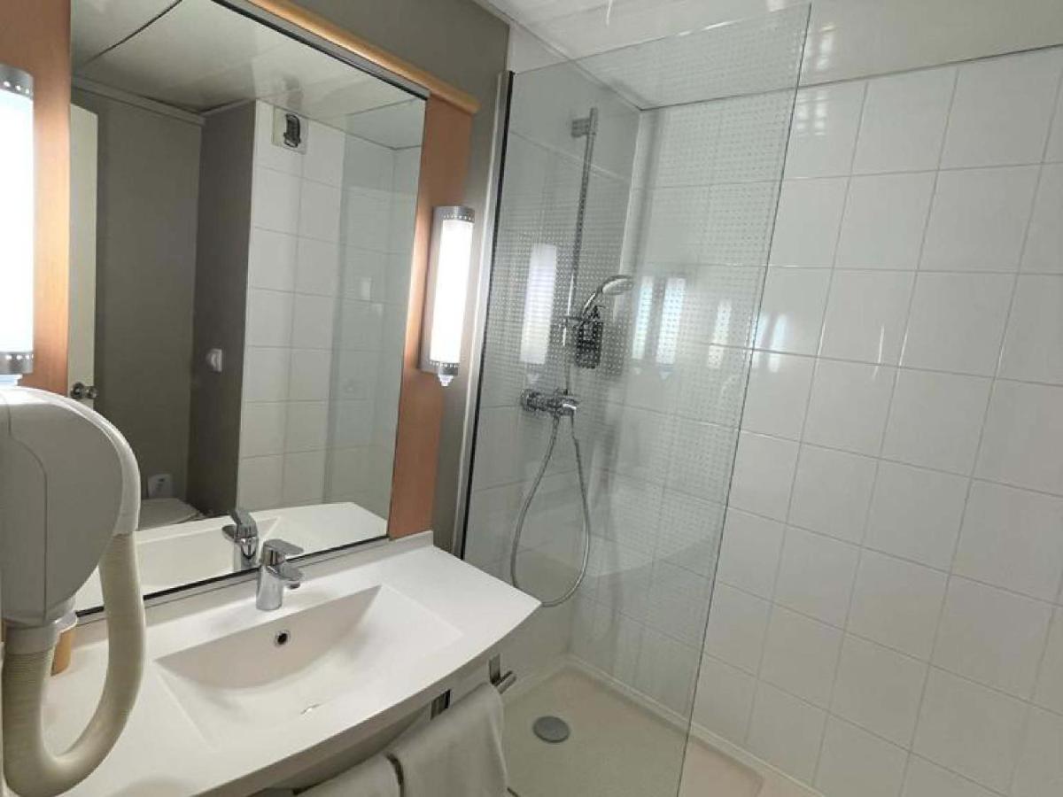 B&B HOTEL Orly Rungis Aeroport 3 etoiles - image 5