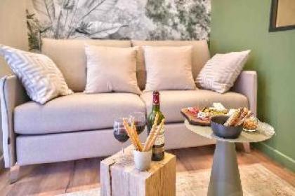 NEW ! Eiffel Tour Superb 1BR Apt in Paris
