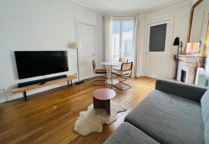 Charmant appartement entre Montmartre et canal Saint Martin-gare du nord