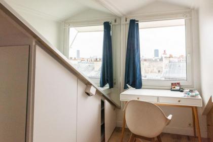 120 m with terrace - in the heart of the Marais - image 10