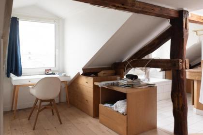 120 m with terrace - in the heart of the Marais - image 11