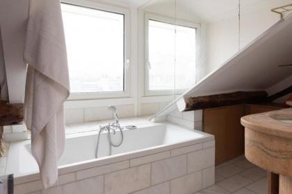 120 m with terrace - in the heart of the Marais - image 17