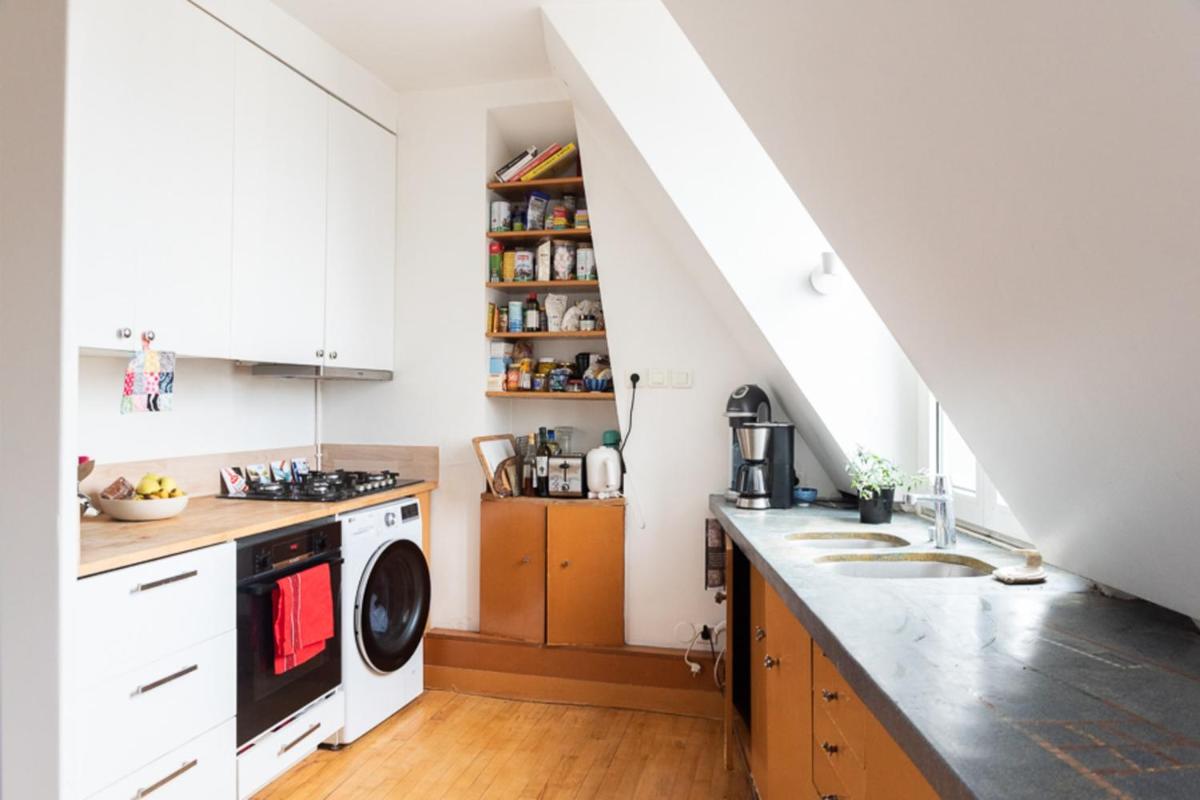120 m with terrace - in the heart of the Marais - image 4