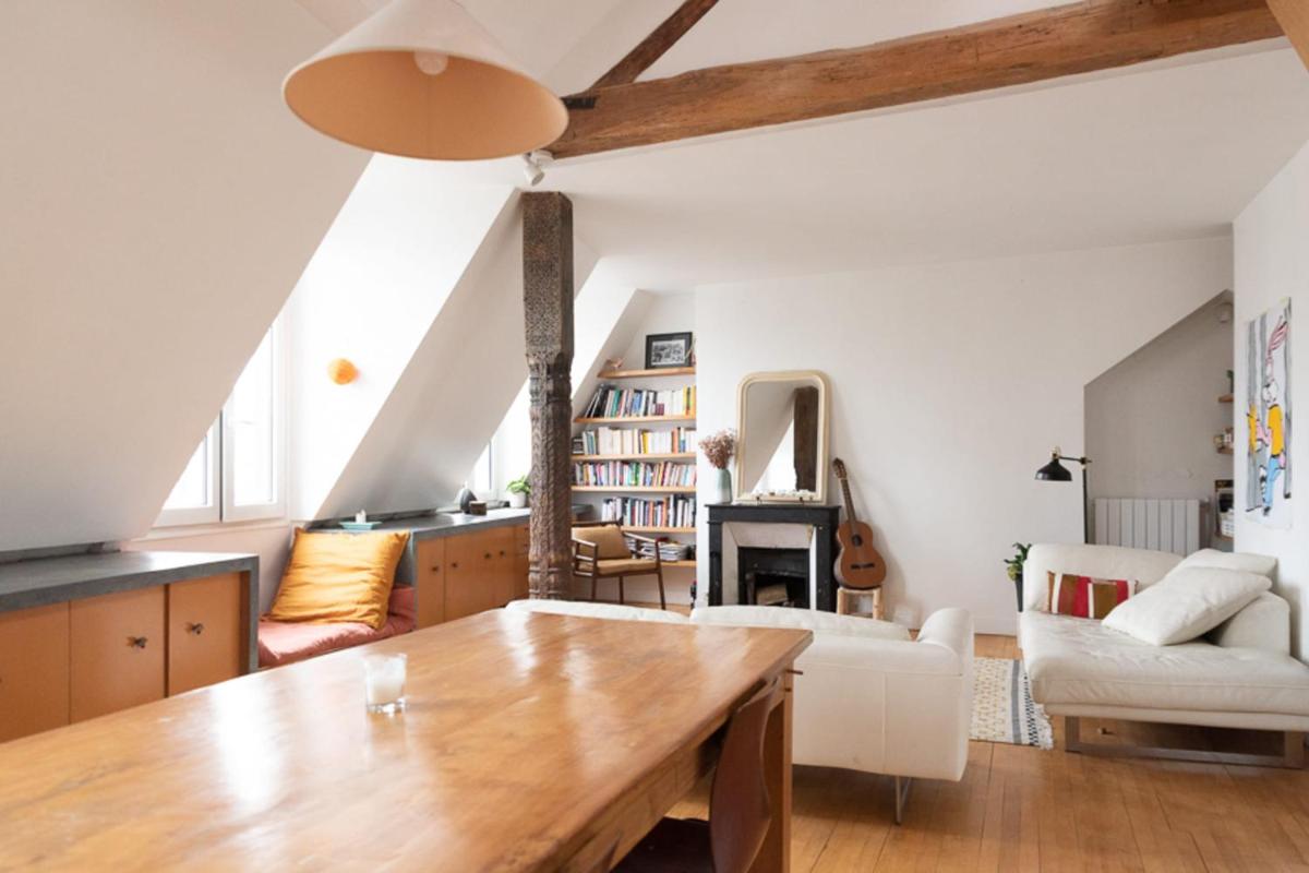 120 m with terrace - in the heart of the Marais - image 6
