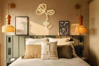 Bloom House Hôtel & SPA - image 11