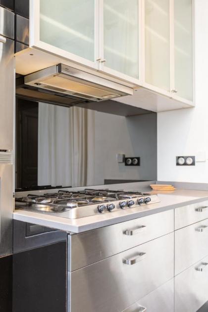 Luxury Living in Passy - image 16