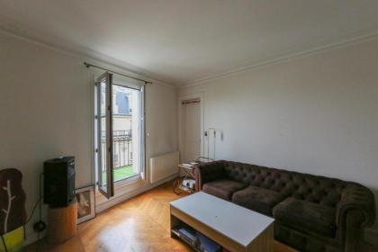 Comfortable and spacious apartment in Paris 3rd
