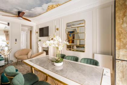 Luxury 3 Bedroom & 3 Bathroom Apartment - Louvre - image 12