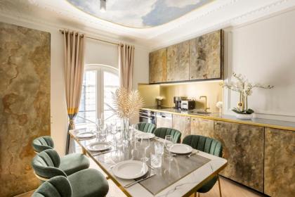 Luxury 3 Bedroom & 3 Bathroom Apartment - Louvre - image 17