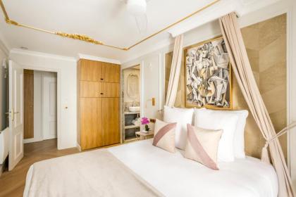 Luxury 3 Bedroom & 3 Bathroom Apartment - Louvre - image 21
