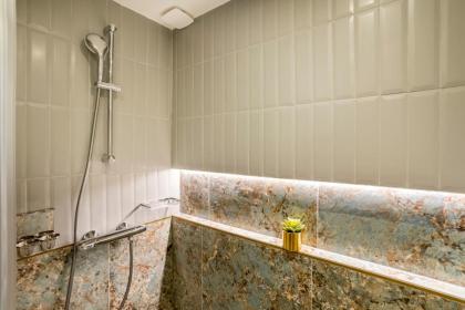 Luxury 3 Bedroom & 3 Bathroom Apartment - Louvre - image 27