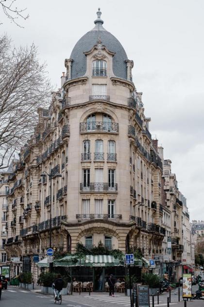 Veeve - A Window to Paris - image 22