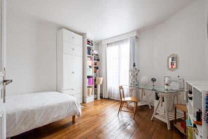 Veeve - Montmartre Majestique - image 26