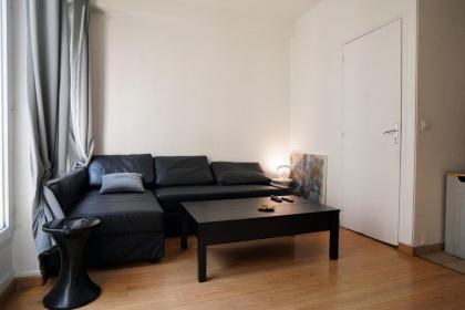 Apartment near la villette