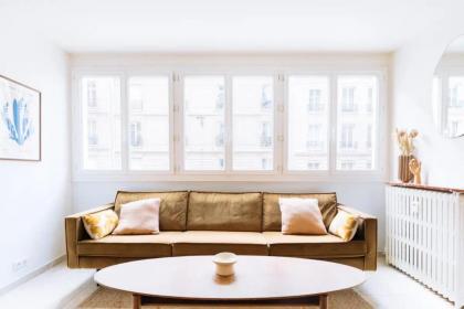 Central & Spacious Apartment for 6