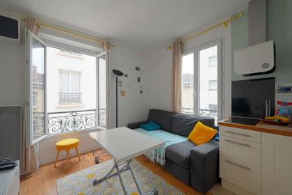 Apartment near Place de la Nation