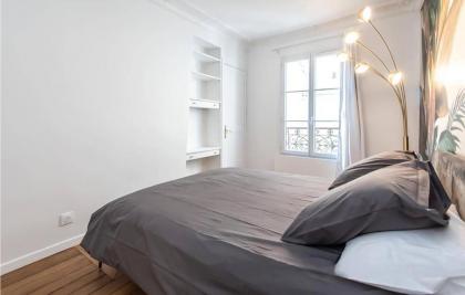 Amazing Apartment In Paris With Wifi And 1 Bedrooms - image 17