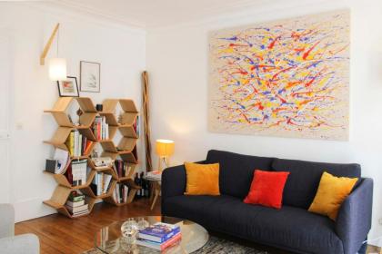 Lovely love nest near Montmartre