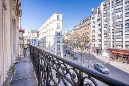 20 - Urban Design Flat Pere Lachaise - image 8
