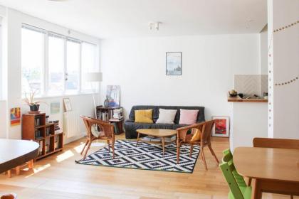 Spacious bright 70m family apartment