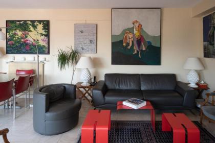 Bright cocoon with large terrace