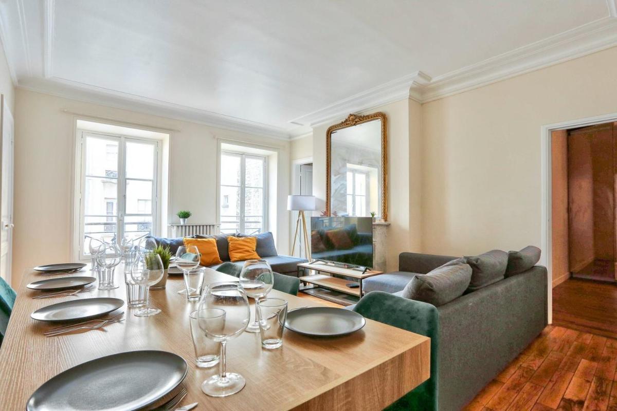 Arc de Triomphe Superbe Appartement Paris - image 2