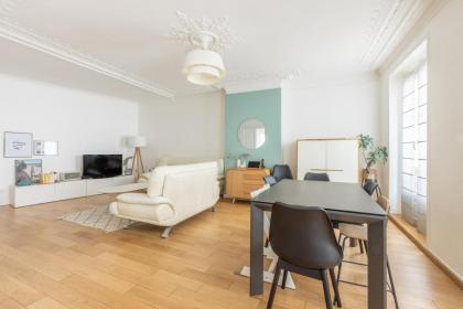 Appartement place de la madeleine