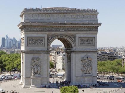 TOUR EIFFEL MOTTE PICQUET FREMICOURT PARIS - image 18