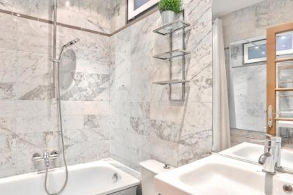 Appartement Quartier Champs-Élysées - image 11