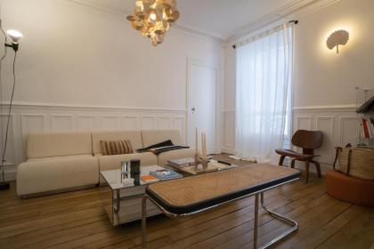 Spacious and bright cocoon