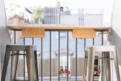 Ideally located 2BD Apart for 3 with balcony&view Paris