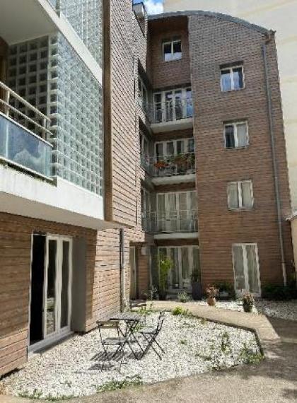 B1575 - Incredible flat in Buttes Chaumont ! - image 14