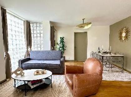 B1575 - Incredible flat in Buttes Chaumont ! - image 17