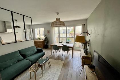 Spacious cocoon in the Batignolles district Paris 