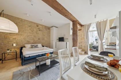 Ile St Louis - CityApartmentStay - image 2
