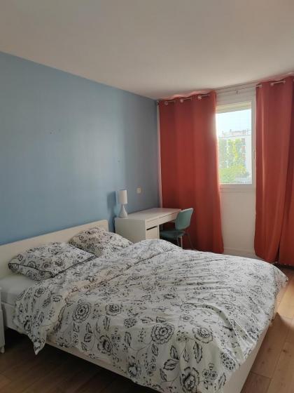 Location courte durée Appartment renové sous La Tour Eiffel - image 9