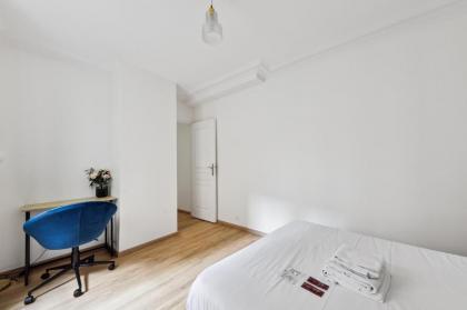 Montmartre & Abbesses - CityApartmentStay - image 10