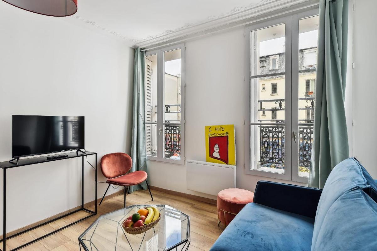 Montmartre & Abbesses - CityApartmentStay - image 2