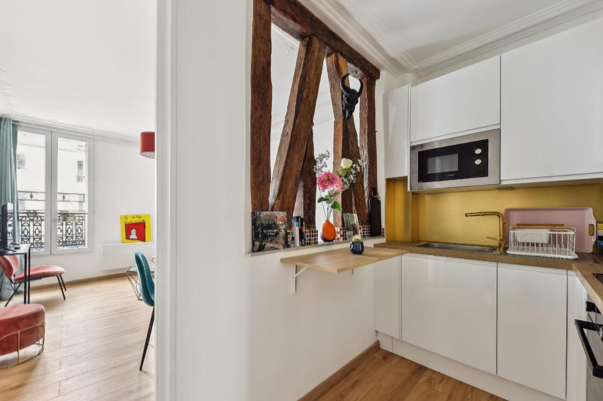 Montmartre & Abbesses - CityApartmentStay - image 6